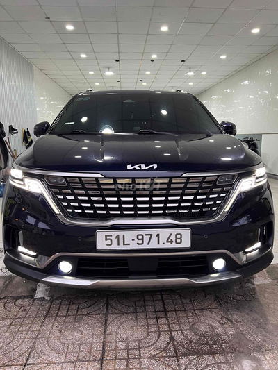 Kia Carnival 2023 Signature odo 6v siêu đẹp