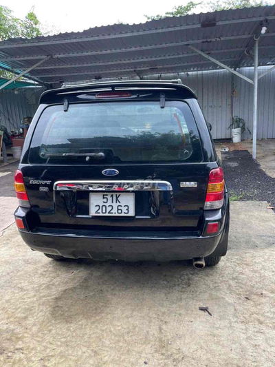 Ford Escape 2003 3.0 V6 - 123 km