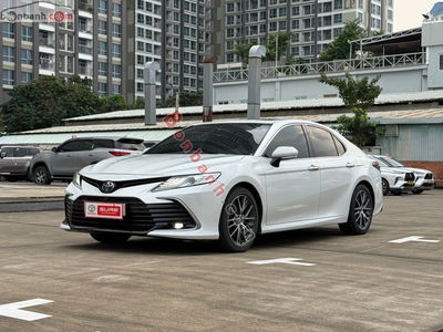 Xe Toyota Camry 2.5Q 2022