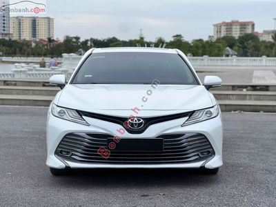 Xe Toyota Camry 2.5Q 2020