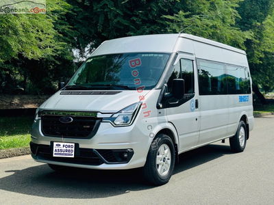 Xe Ford Transit Tiêu chuẩn 2023