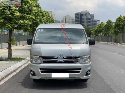 Xe Toyota Hiace Super Wagon 2.7 2012