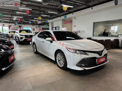 Xe Toyota Camry 2.5Q 2021