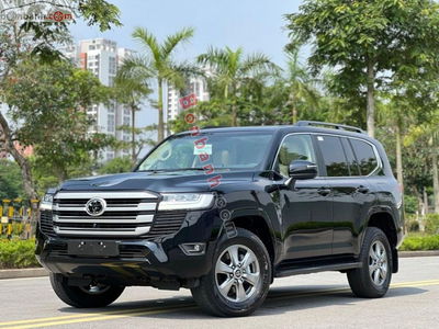 Xe Toyota Land Cruiser 3.5 V6 2025