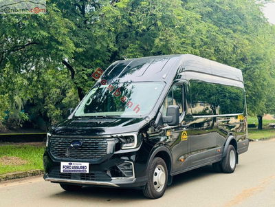 Xe Ford Transit Premium+ 2025