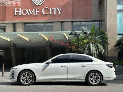 Xe VinFast Lux A 2.0 Plus 2.0 AT 2020