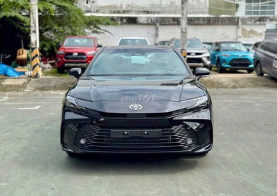 Camry 2.5HEV MID - HỖ TRỢ ĐẾN 100% THUẾ TRƯỚC BẠ