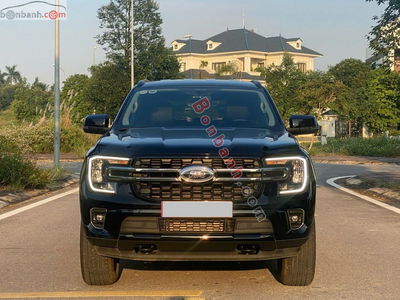 Xe Ford Everest Ambiente 2.0L 4x2 AT 2025