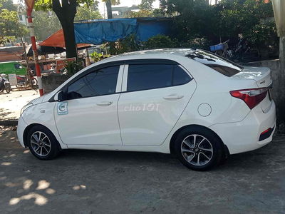 Hyundai Grand i10 2017 Sedan 1.2 MT - 200000 km