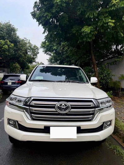 Toyota Land Cruiser 2020 VX Trắng