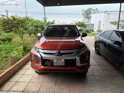 Xe Mitsubishi Triton 4x2 AT Mivec 2020