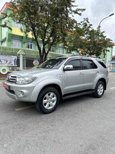 Toyota Fortuner 2012 V 2 Cầu Odo 206357km