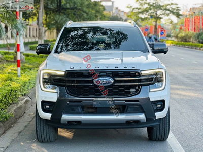Xe Ford Everest Wildtrak 2.0L 4x4 AT 2023
