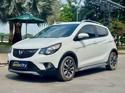 VinFast Fadil Plus 2021 - Màu trắng - 2v3km