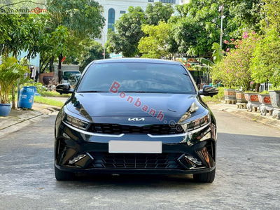 Xe Kia K3 Premium 2.0 AT 2023