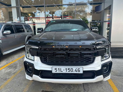 Ford Everest 2024 Titanium+ 2.0 AT 4x4 - 19000 km