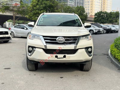 Xe Toyota Fortuner 2.7V 4x2 AT 2018