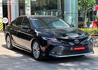 Xe Toyota Camry 2.0G 2020