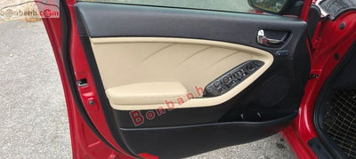 Xe Kia Cerato 1.6 AT Luxury 2018