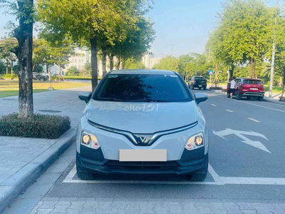 Vinfast VF5 Plus 2025 Xám mua pin 2,3 vạn km!