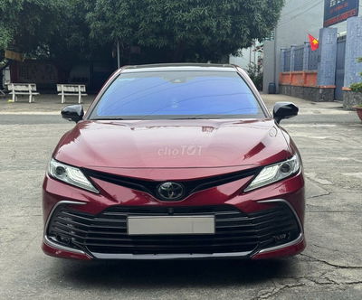 Camry 2022 2.5Q ht ngân hàng 80% toàn quốc