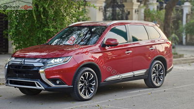 Xe Mitsubishi Outlander Premium 2.0 CVT 2021