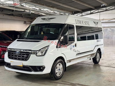 Xe Ford Transit Tiêu chuẩn 2024
