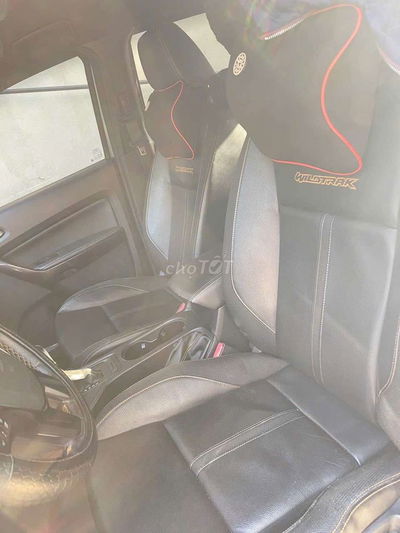 3 145 2018 Wildtrak 2.0L 4x2 AT - 103000 km