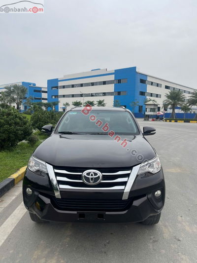 Xe Toyota Fortuner 2.4G 4x2 MT 2017