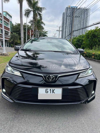 Toyota Corolla Altis 2022 1.8 V 50000 km xe zin