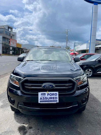 Ford Ranger 2020 XLS 2.2L 4x2 MT. Trả trước 180tr.