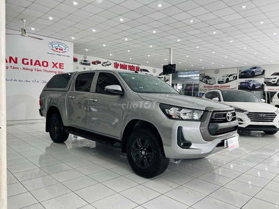Toyota Hilux 2020 2.4E 4x2AT 118.000 km Bạc