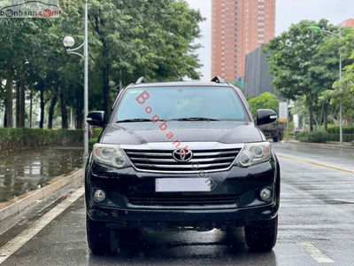 Xe Toyota Fortuner 2.7V 4x2 AT 2014