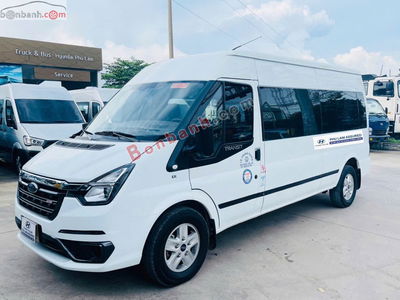 Xe Ford Transit Tiêu chuẩn 2023