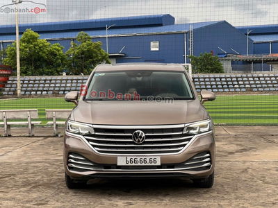 Xe Volkswagen Viloran Luxury 2024
