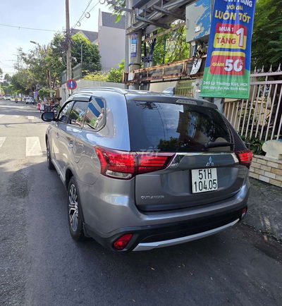 Mitsubishi Outlander 2019 Xám 74594 km