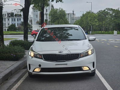 Xe Kia Cerato 1.6 MT 2018