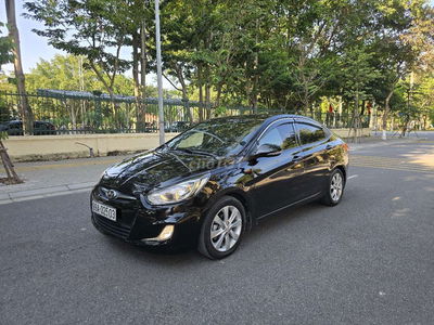 Bán Hyundai Accent một chủ từ mới 2012 siêu đẹp