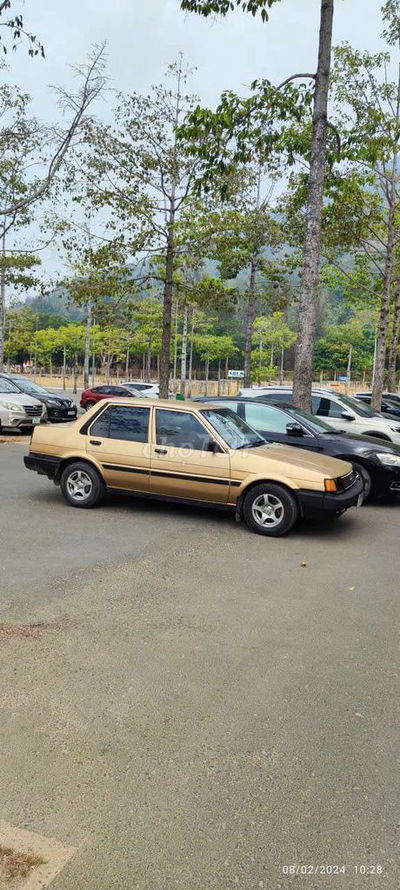 Toyota Corolla Vàng đồng