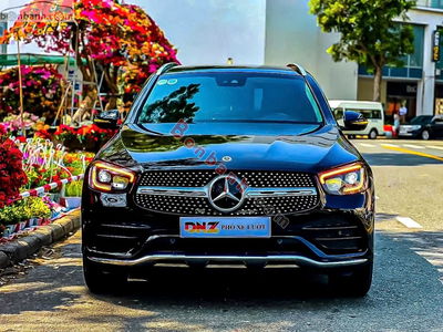 Xe Mercedes Benz GLC 300 4Matic 2022