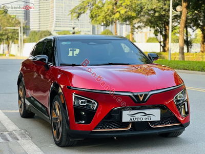 Xe VinFast VF7 Plus AWD 2024