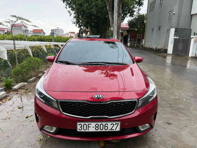 Kia Cerato 2017 2.0 AT - 10000 km