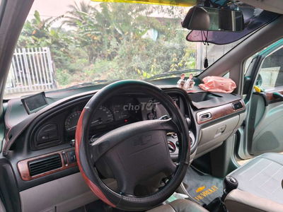 Chevrolet Vivant 7 chỗ Bạc