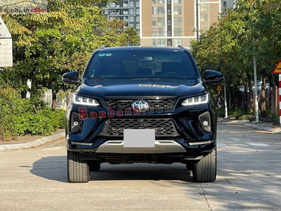Xe Toyota Fortuner 2.8V 4x4 AT Legender 2020