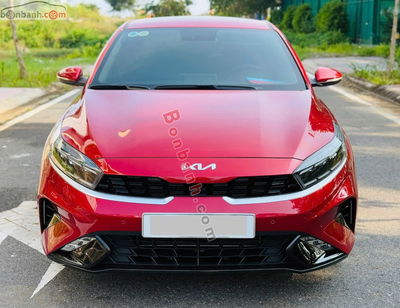Xe Kia K3 Premium 2.0 AT 2025