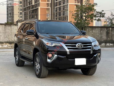 Xe Toyota Fortuner 2.4G 4x2 AT 2019
