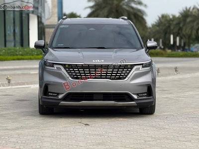 Xe Kia Carnival Signature 2.2D 2022