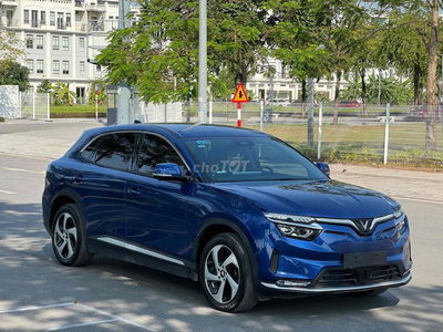 VF8 Eco 2023 GF Mua Pin Catl giảm 70tr đổi xe xăng