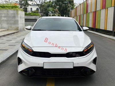 Xe Kia K3 Premium 1.6 AT 2024