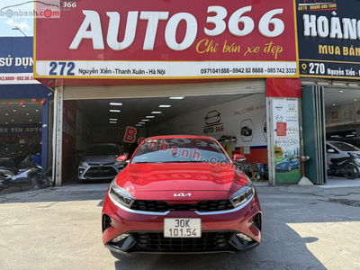 Xe Kia K3 Premium 1.6 AT 2022